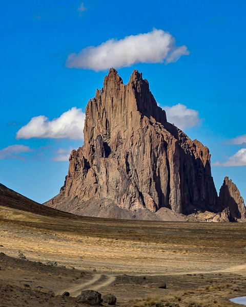 Shiprock (Tsé Bitʼaʼ)